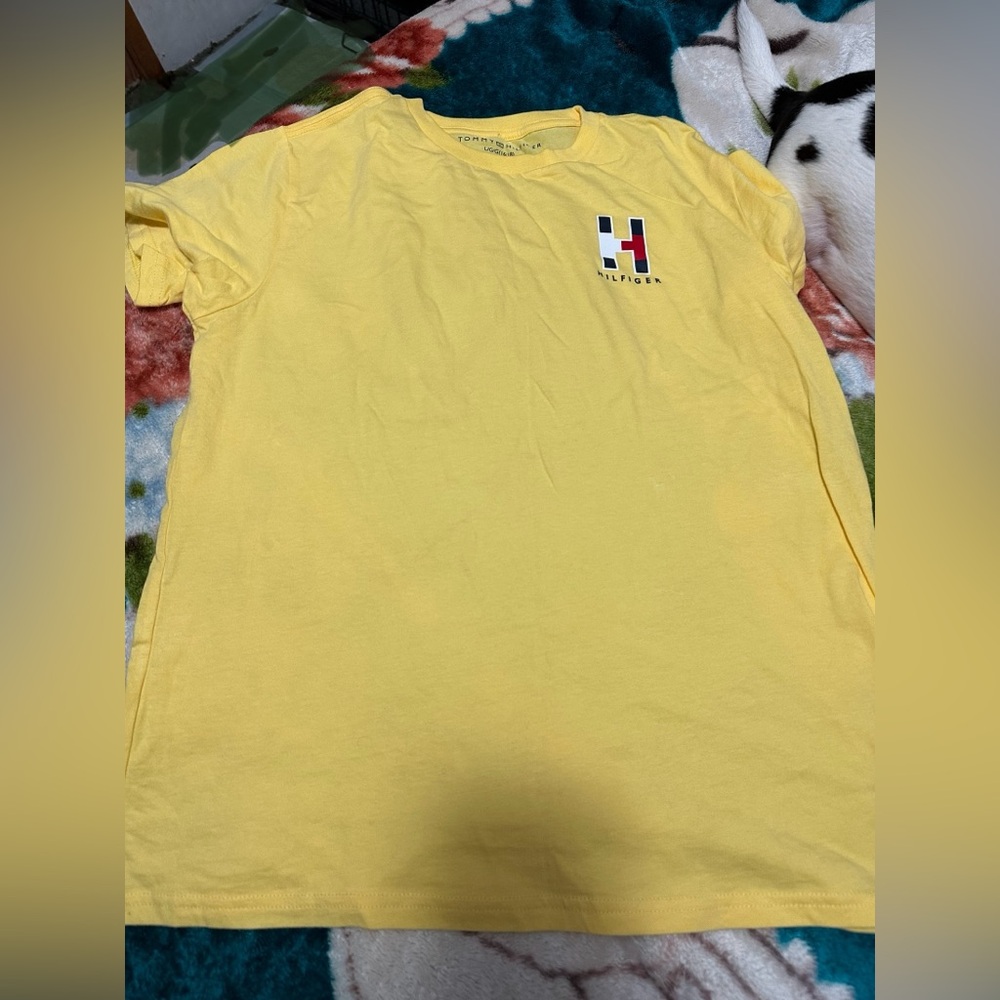 Tommy  Women T-shirt sz L